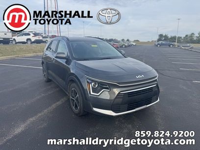 Used 2025 Kia Niro EX