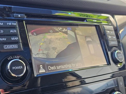 Used 2016 Nissan Rogue SL image 33