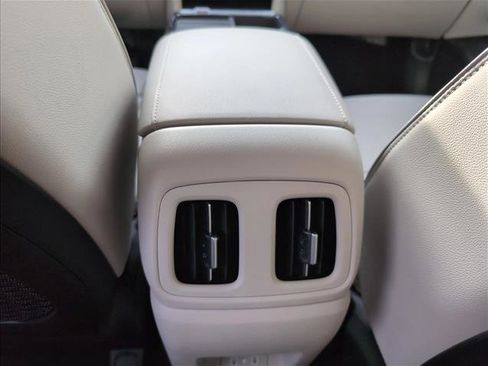 New 2026 Hyundai Tucson Limited image 17