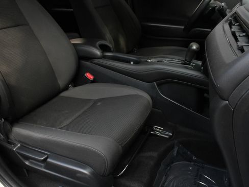 Used 2019 Honda HR-V Sport image 28