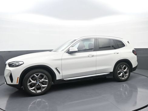 Used 2023 BMW X3 xDrive30i w/ Convenience Package w/ZPA AWD/4WD image 4