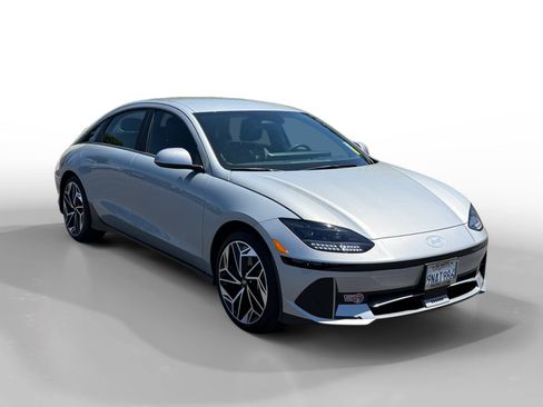 Used 2024 Hyundai Ioniq 6 SEL RWD image 7