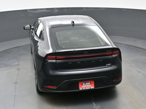 Used 2024 Toyota Prius XLE image 35