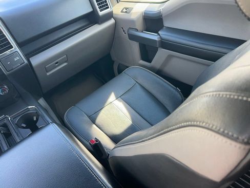 Used 2017 Ford F150 XLT w/ Equipment Group 302A Luxury AWD/4WD image 10