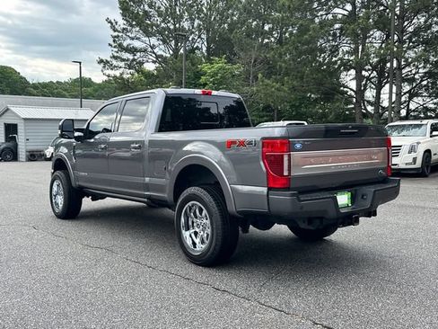 Used 2022 Ford F350 Platinum AWD/4WD image 5