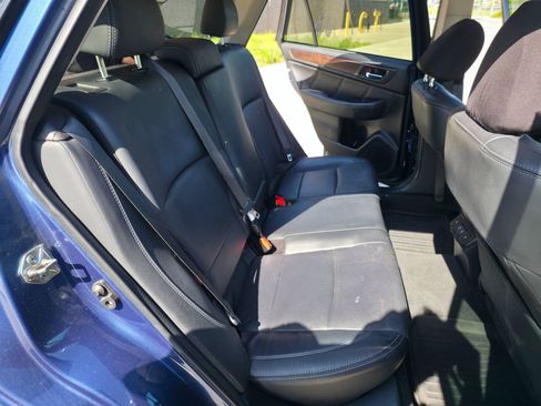 Used 2019 Subaru Outback 2.5i Limited AWD/4WD image 32