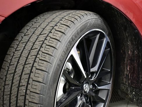 Certified 2018 Toyota Camry XSE w/ Driver Assist Package image 9