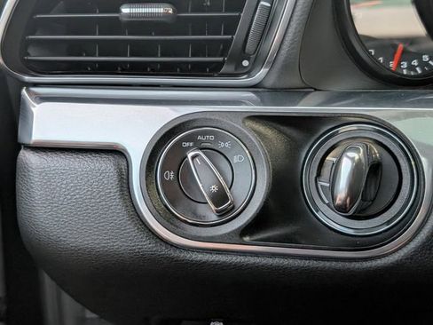 Used 2016 Porsche 911 Carrera Black Edition image 24