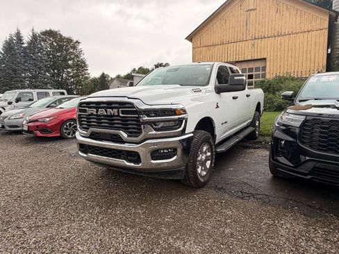 Used 2025 RAM 2500 Big Horn AWD/4WD image 1
