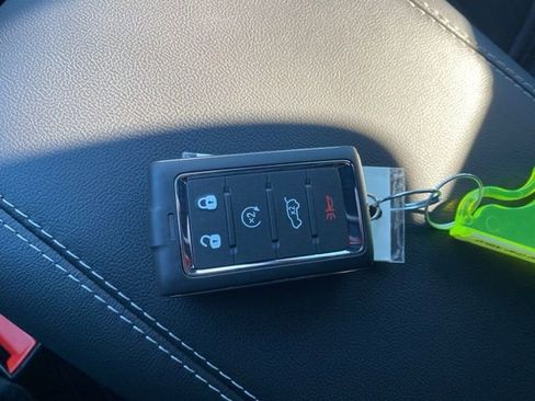 New 2025 Jeep Grand Cherokee Altitude image 45