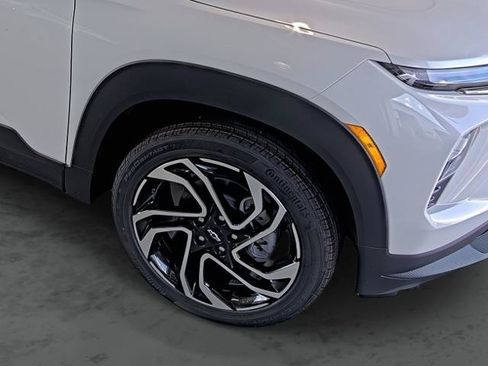 New 2026 Chevrolet TrailBlazer RS w/ Convenience Package FWD image 16