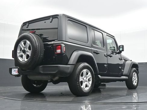Used 2021 Jeep Wrangler Unlimited Sport image 21