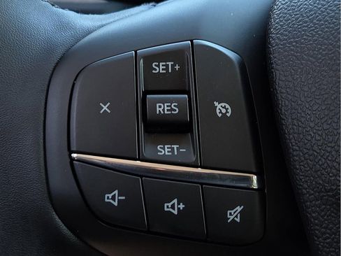 New 2025 Ford Maverick XLT w/ XLT Luxury Package image 17