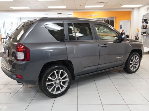 Used 2017 Jeep Compass High Altitude AWD/4WD image 12