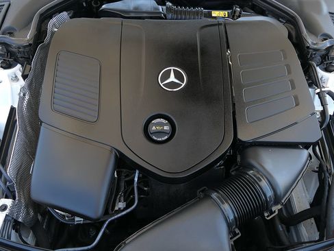 Used 2023 Mercedes-Benz C 300 Sedan image 27
