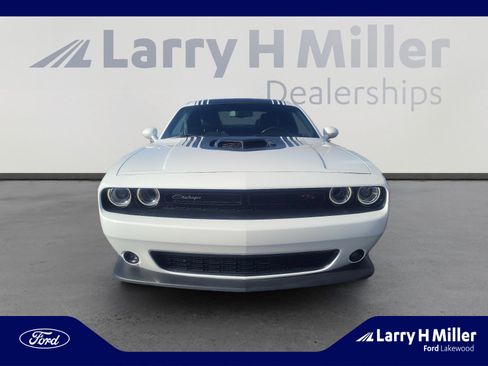 Used 2021 Dodge Challenger R/T w/ Plus Package image 8