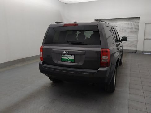 Used 2016 Jeep Patriot Sport w/ Power Value Group FWD image 7