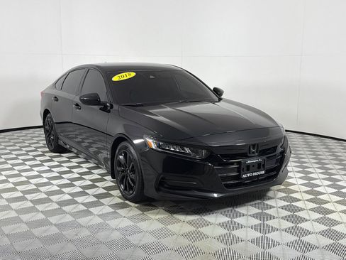 Used 2018 Honda Accord LX image 3