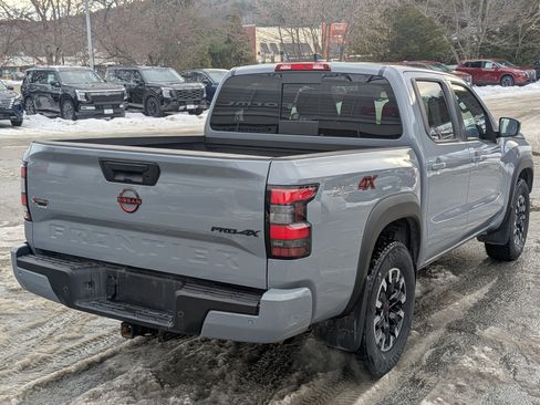 Used 2024 Nissan Frontier PRO-4X w/ Technology Package image 7