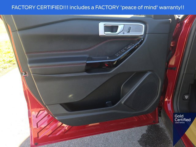 Used 2023 Ford Explorer XLT w/ Equipment Group 202A AWD/4WD image 27