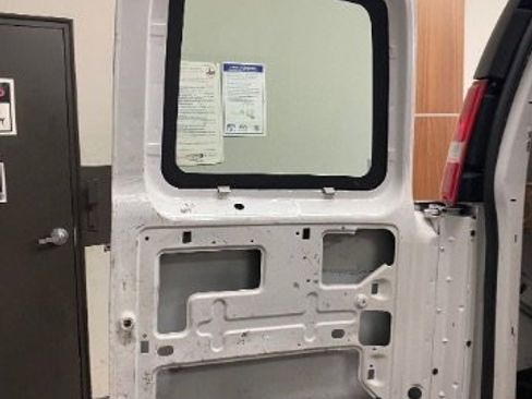 Used 2021 Chevrolet Express 2500 w/ Driver Convenience Package image 11