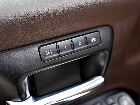 Used 2015 Chevrolet Silverado 1500 LTZ w/ Texas Edition, 1LZ Trim RWD image 19