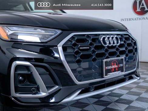 Used 2023 Audi Q5 2.0T Premium w/ Convenience Package AWD/4WD image 11
