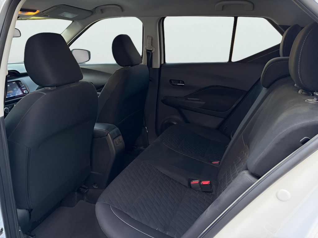 Used 2023 Nissan Kicks SV FWD image 18