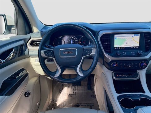 Used 2021 GMC Acadia Denali w/ Denali Technology Package image 24