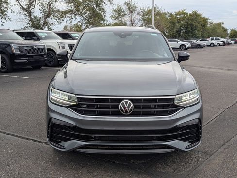 Used 2024 Volkswagen Tiguan SE R-Line image 9