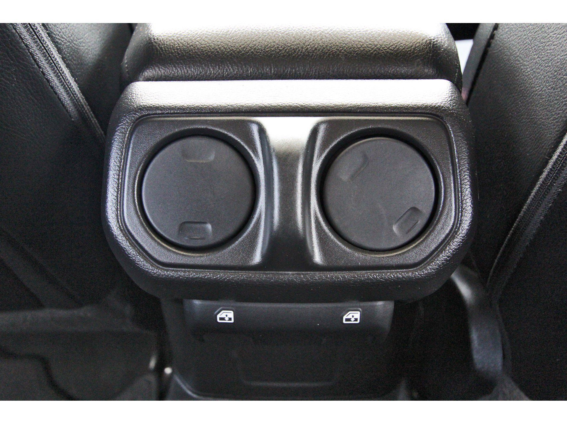 Used 2023 Jeep Gladiator Sport AWD/4WD image 14