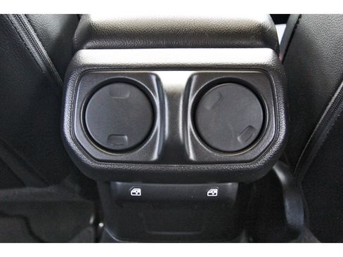 Used 2023 Jeep Gladiator Sport AWD/4WD image 14