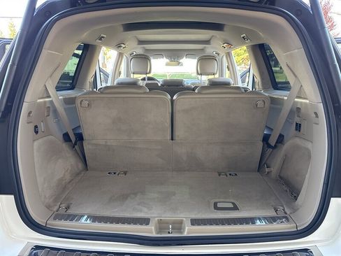 Used 2014 Mercedes-Benz GL 450 4MATIC image 31