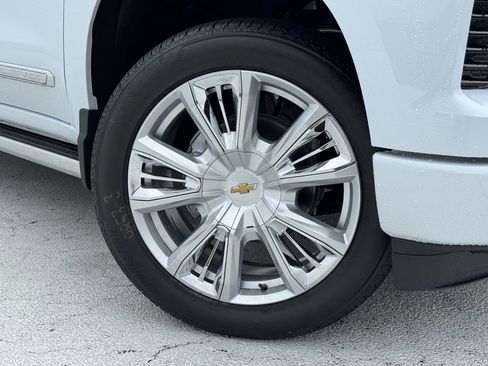New 2026 Chevrolet Silverado 1500 High Country image 7