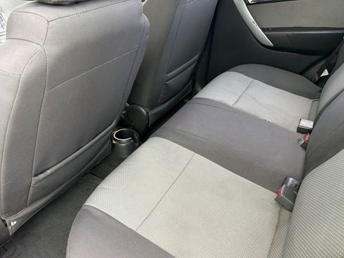 Used 2009 Pontiac G3 w/ Cruisin' Package FWD image 13