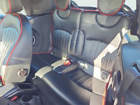 Used 2015 MINI Cooper S image 29