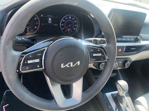 Certified 2023 Kia Forte LXS image 7