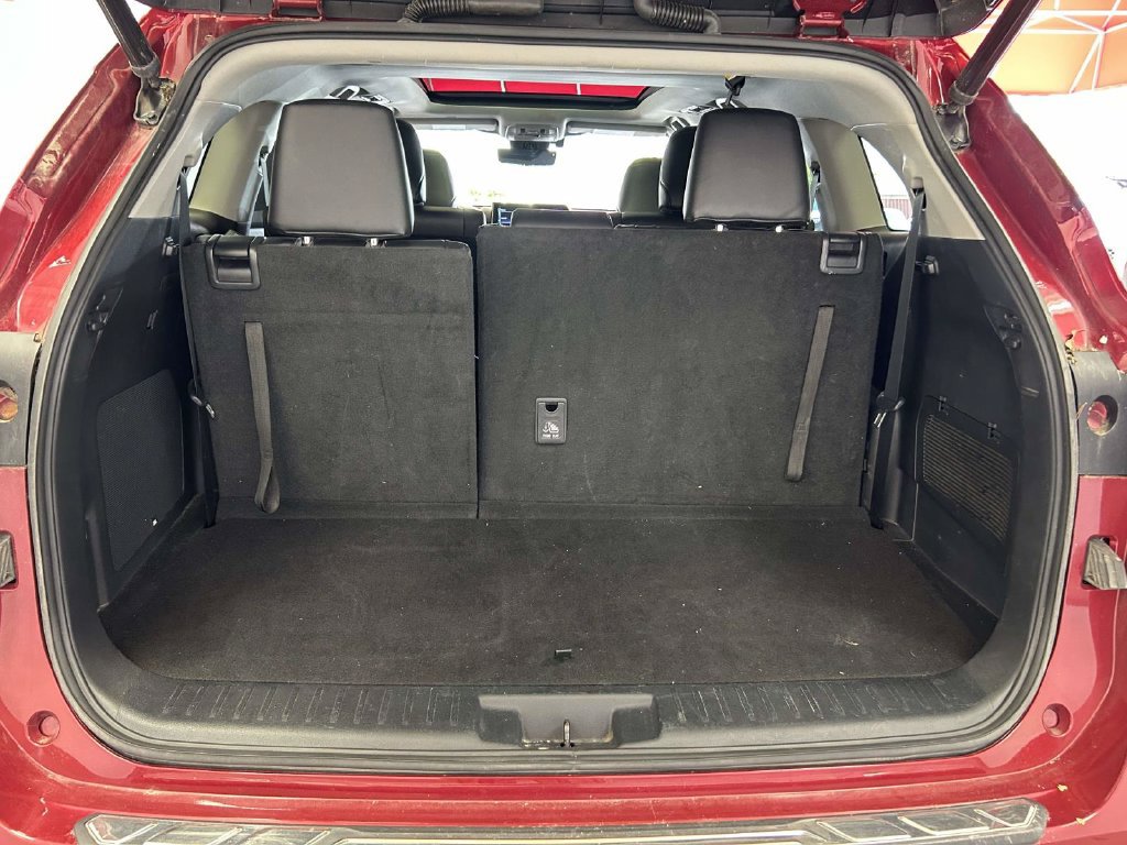 Used 2021 Toyota Highlander Platinum AWD/4WD image 11