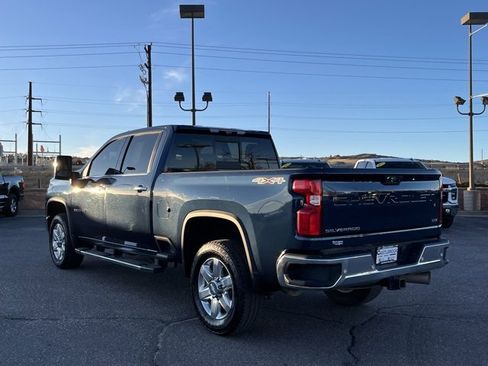 Used 2020 Chevrolet Silverado 2500 LTZ w/ LTZ Premium Package image 3