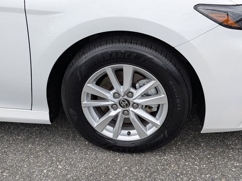 Used 2025 Toyota Camry LE FWD image 10