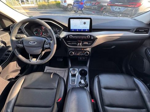 Used 2022 Ford Escape SEL FWD image 18