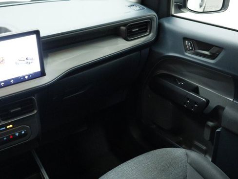 Used 2025 Ford Maverick XL FWD image 26