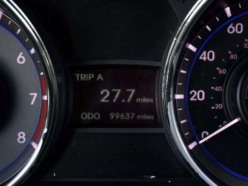 Used 2011 Hyundai Sonata SE w/ Navigation & Sunroof Pkg 4 FWD image 27