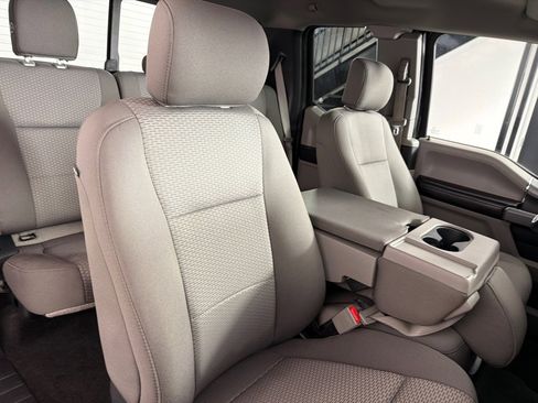 Used 2018 Ford F150 XLT w/ Equipment Group 302A Luxury AWD/4WD image 23