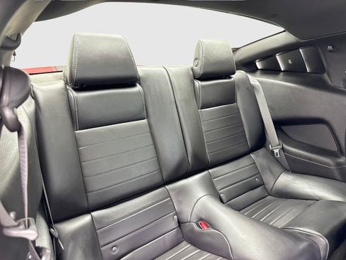 Used 2013 Ford Mustang GT Premium w/ Comfort Pkg RWD image 43