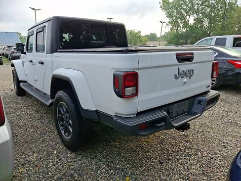 Used 2021 Jeep Gladiator Overland w/ Cold Weather Group AWD/4WD image 4