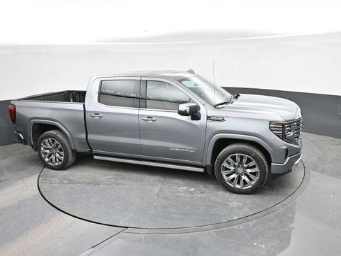 Used 2025 GMC Sierra 1500 Denali w/ Denali Reserve Package AWD/4WD image 33