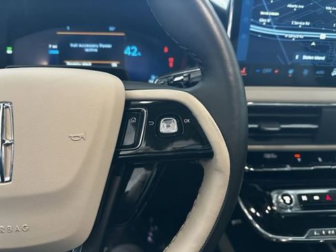 Certified 2025 Lincoln Corsair Grand Touring w/ Equipment Group 302A image 28