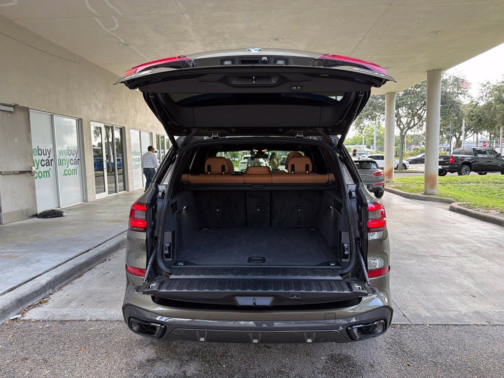 Used 2023 BMW X5 sDrive40i w/ M Sport Package RWD image 43