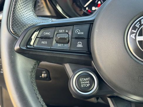 Used 2024 Alfa Romeo Tonale Sprint image 22